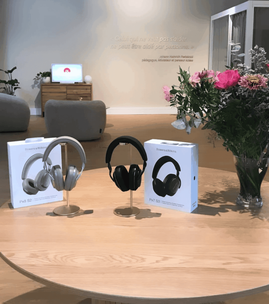Casques nomades Bowers&Wilkins PX8S2 et Px7S3 dans le centre Acoustico de Renens à Prilly-Malley