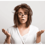 Femme qui fait un geste d'incompréhension